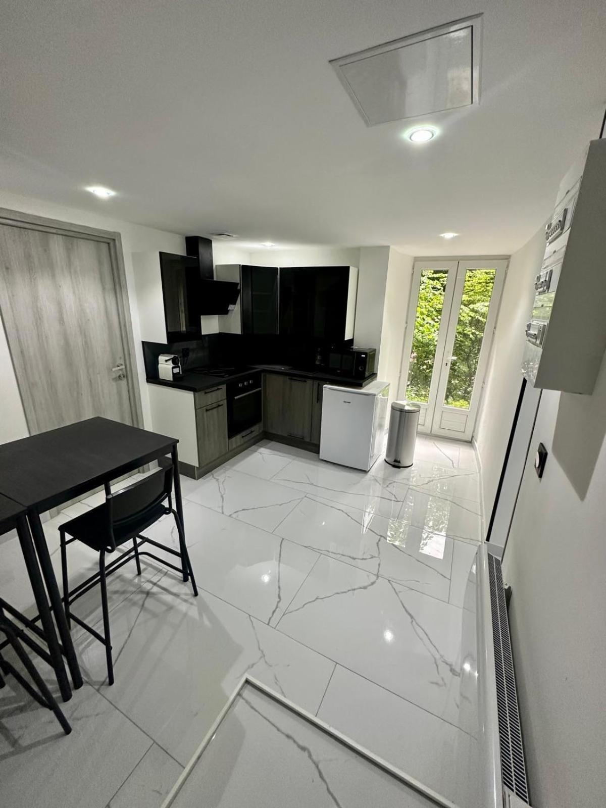 Suite Cosy Chic แซ็ง-คล็อด ภายนอก รูปภาพ